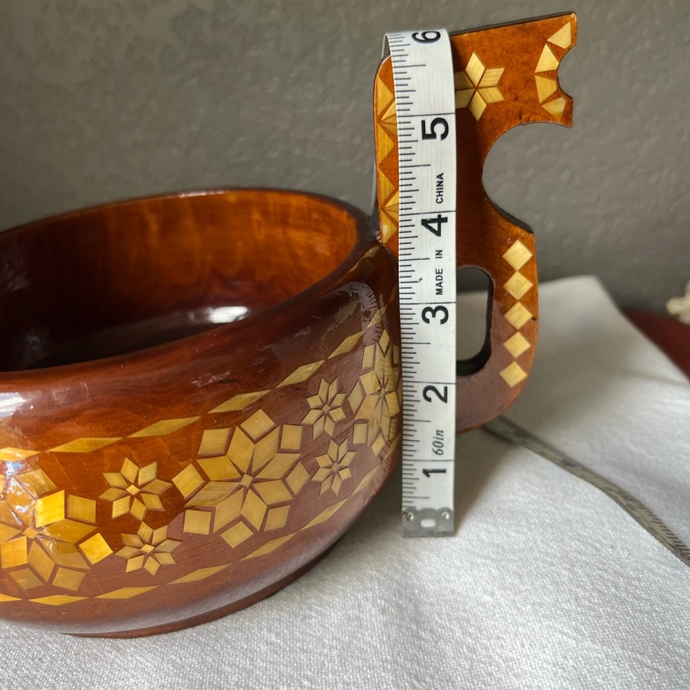Vintage wooden folk art bowl - Picture 6 of 11
